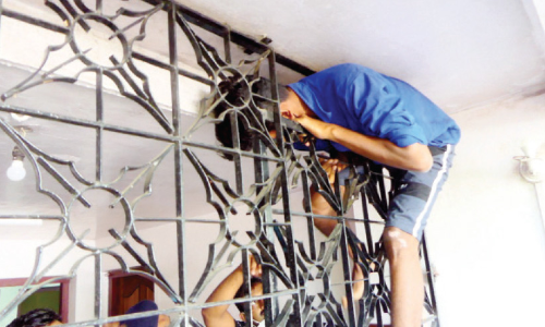 വയോധിക ദമ്പതികളെ ആക്രമിച്ച് കവർച്ച ശ്രമം: കഥകൾ മാറ്റിപ്പറഞ്ഞ് രക്ഷപ്പെടാൻ പ്രതികളുടെ ശ്രമം