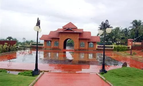 കോട്ടക്കുന്നിൽ ഇ.എം.എസ്​ സ്​ക്വയർ വരുന്നു