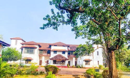 നൂറിന്‍റെ നിറവിൽ യു.സി കോളജ്