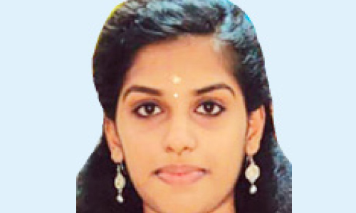 വി​ദ്യാ​ർ​ഥി​നി തൂ​ങ്ങി​മ​രി​ച്ച നി​ല​യി​ൽ