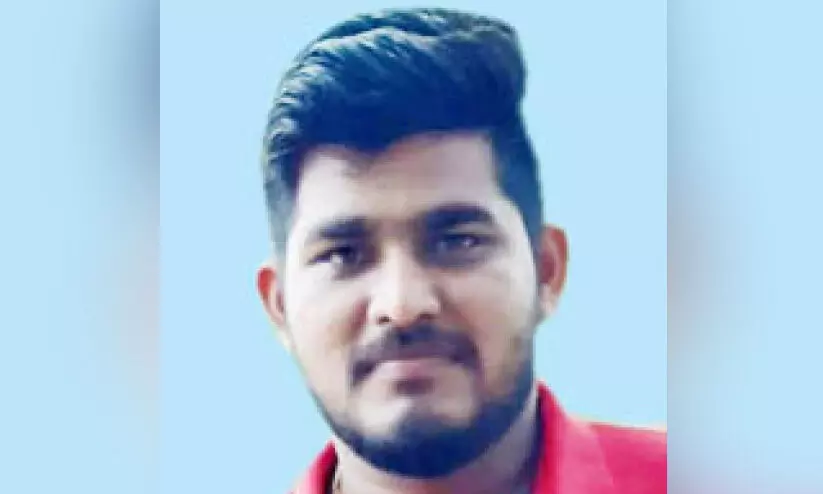 ന​വ​വ​ര​ൻ ട്രെ​യി​ൻ​ ത​ട്ടി മ​രി​ച്ച​നി​ല​യി​ൽ