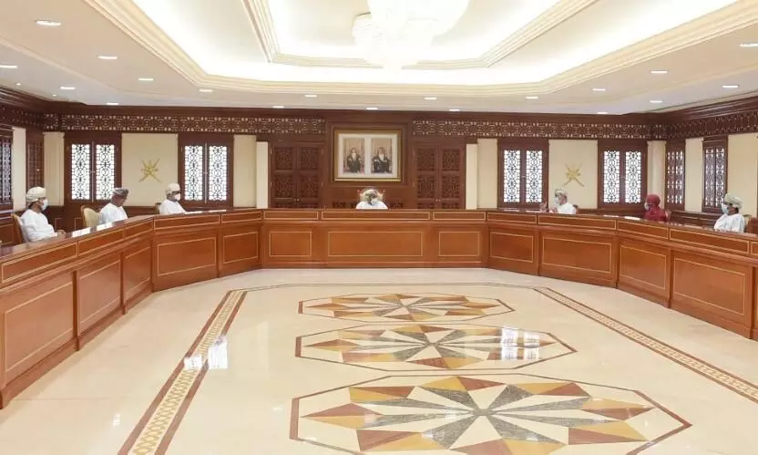 കോവിഡ് വ്യാപനം: ഒമാനിൽ നാളെ മുതൽ കടുത്ത നിയന്ത്രണങ്ങൾ കോവിഡ് വ്യാപനം: ഒമാനിൽ നാളെ മുതൽ കടുത്ത നിയന്ത്രണങ്ങൾ