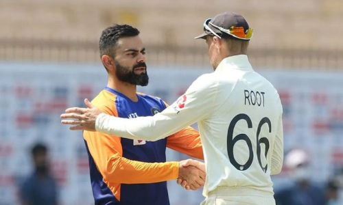 വാ​രി​ക്കു​ഴി​യി​ൽ വീ​ണ​ത്​ ഇ​ന്ത്യ