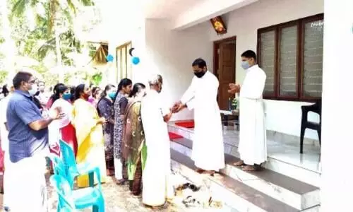 സഹപാഠിക്ക് വീട് നിർമിച്ചു നൽകി പൂർവവിദ്യാർഥി കൂട്ടായ്മ