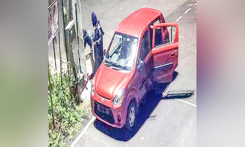 ജോസഫ് വാഴക്കനെതിരെ പോസ്​റ്റർ പ്രചാരണം:  ഡി.ജി.പിക്ക് പരാതി