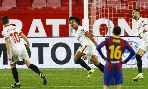 മെസ്സിയെ നിർത്തി ബാഴ്​സക്കെതിരെ ഗോളടിച്ച്​ റാക്കിറ്റിച്ച്​; കിങ്​സ്​ കപ്പിൽ സെവിയ്യക്ക്​ ജയം