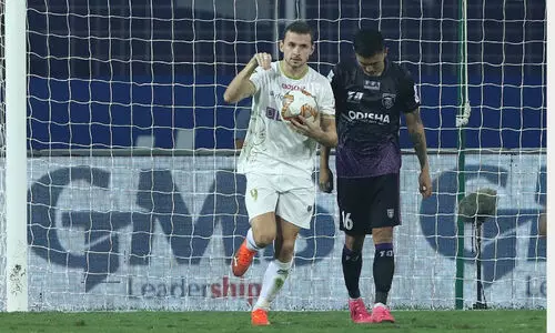 അവസാന സ്ഥാനക്കാരായ ഒഡിഷയോടും സമനില വഴങ്ങി കൊമ്പന്മാർ (2-2)