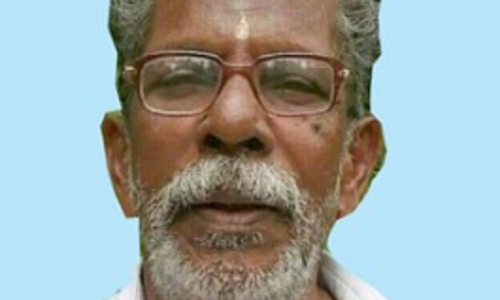 ബൈ​ക്ക​പ​ക​ട​ത്തി​ൽ പ​രി​ക്കേ​റ്റ​യാ​ൾ മ​രി​ച്ചു