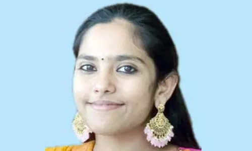 തൊ​ട്ടി​ലി​ൽ കു​രു​ങ്ങി വി​ദ്യാ​ർ​ഥി​നി മ​രി​ച്ച നി​ല​യി​ൽ