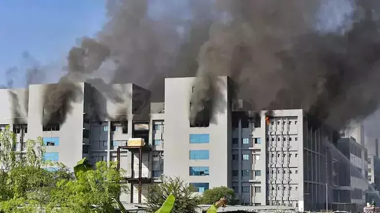 സെറം ഇൻസ്​റ്റിറ്റ്യൂട്ടിലെ തീപിടിത്തത്തിൽ അട്ടിമറിയില്ലെന്ന്​ മഹാരാഷ്​ട്ര ഉപമുഖ്യമന്ത്രി