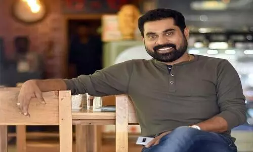 ഞാനിപ്പോഴും ചാൻസ്​ ചോദിക്കും, അഭിനയിക്കാൻ അത്ര കൊതിയാണ്​ -സുരാജ് വെഞ്ഞാറമൂട്