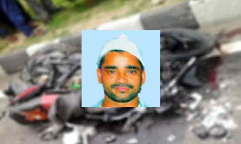 മോങ്ങത്ത് സ്കൂട്ടർ യാത്രികൻ ലോറി കയറി മരിച്ചു മോങ്ങത്ത് സ്കൂട്ടർ യാത്രികൻ ലോറി കയറി മരിച്ചു