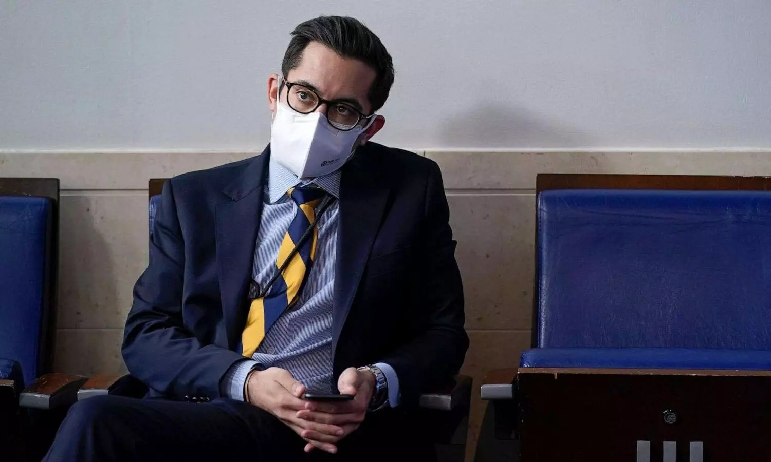 മാധ്യമപ്രവർത്തകയെ ഭീഷണിപ്പെടുത്തി; ഡെപ്യൂട്ടി പ്രസ്​ സെക്രട്ടറിയെ സസ്​പെൻഡ്​ ചെയ്​ത്​ വൈറ്റ്​ ഹൗസ്​