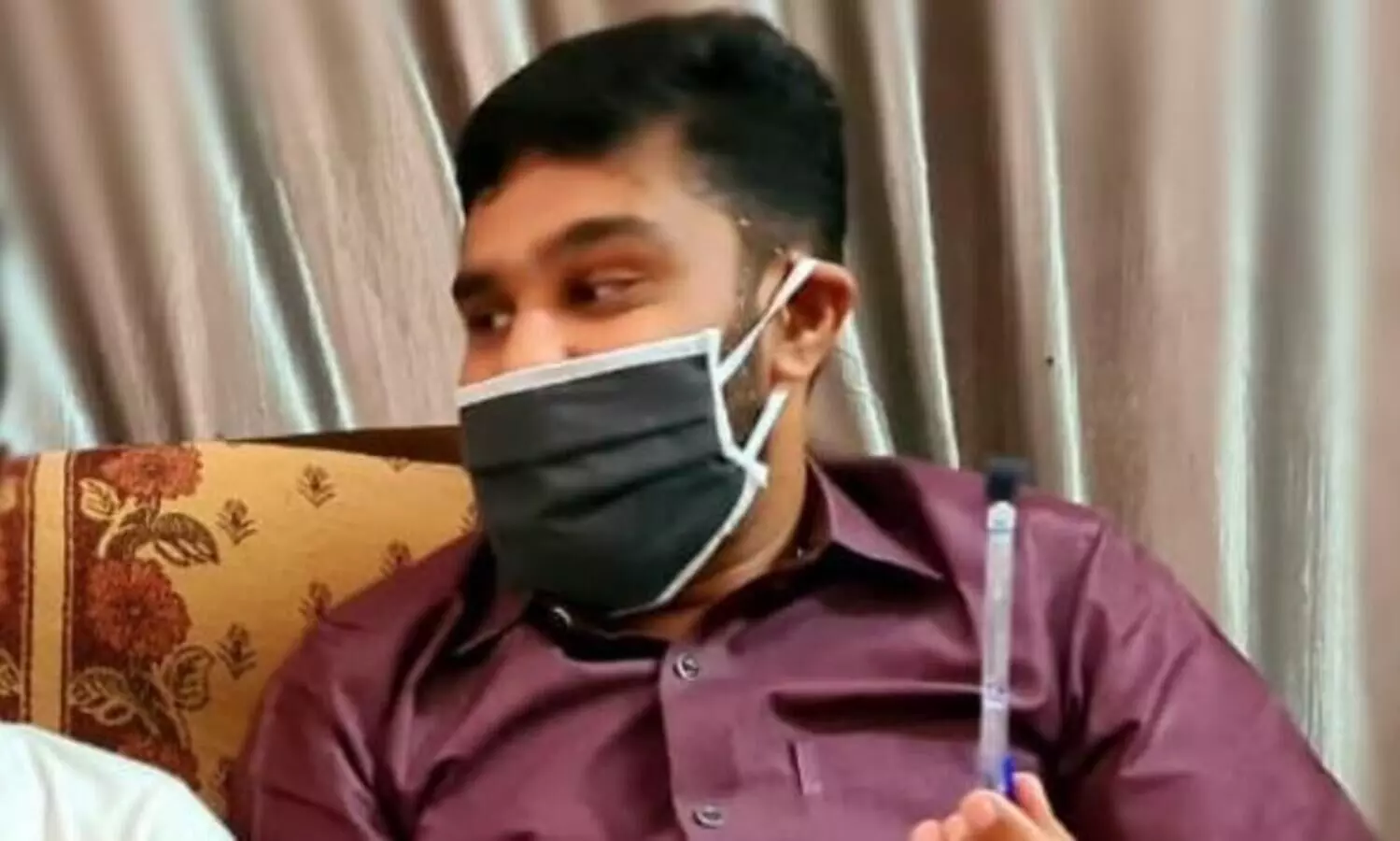 mask campaign pinarayi vijayan vt balram