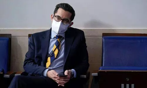 മാധ്യമപ്രവർത്തകയെ ഭീഷണിപ്പെടുത്തി; ഡെപ്യൂട്ടി പ്രസ്​ സെക്രട്ടറിയെ സസ്​പെൻഡ്​ ചെയ്​ത്​ വൈറ്റ്​ ഹൗസ്​