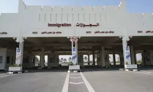 ഖത്തർ-സൗദി: കരഅതിർത്തി വഴി ചരക്കുനീക്കം ഞായർ മുതൽ, ചരക്കുകൾ ഖത്തർ ട്രക്കുകളിൽ മാറ്റിക്കയറ്റണം ഖത്തർ-സൗദി: കരഅതിർത്തി വഴി ചരക്കുനീക്കം ഞായർ മുതൽ, ചരക്കുകൾ ഖത്തർ ട്രക്കുകളിൽ മാറ്റിക്കയറ്റണം