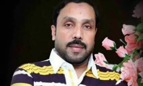 തൂണേരിയിൽ പ്രവാസി വ്യാപാരിയെ തട്ടിക്കൊണ്ടുപോയി; ഒ​രു കോ​ടി മോ​ച​ന​ദ്ര​വ്യം ആ​വ​ശ്യ​പ്പെ​ട്ടു