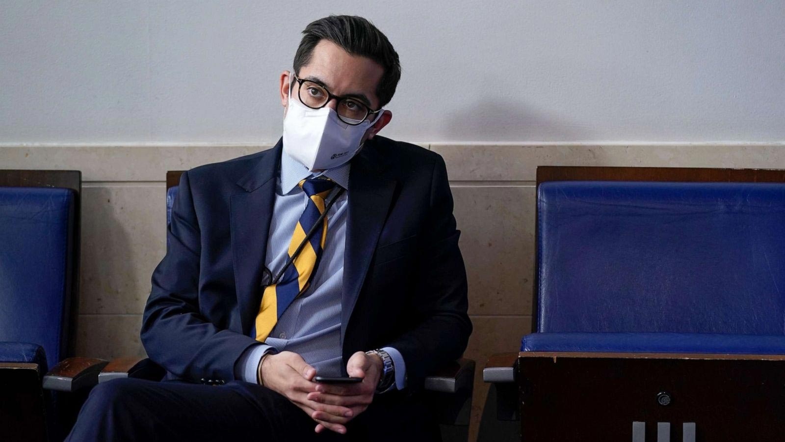 മാധ്യമപ്രവർത്തകയെ ഭീഷണിപ്പെടുത്തി; ഡെപ്യൂട്ടി പ്രസ് സെക്രട്ടറിയെ സസ്പെൻഡ് ചെയ്ത് വൈറ്റ് ഹൗസ് മാധ്യമപ്രവർത്തകയെ ഭീഷണിപ്പെടുത്തി; ഡെപ്യൂട്ടി പ്രസ് സെക്രട്ടറിയെ സസ്പെൻഡ് ചെയ്ത് വൈറ്റ് ഹൗസ്