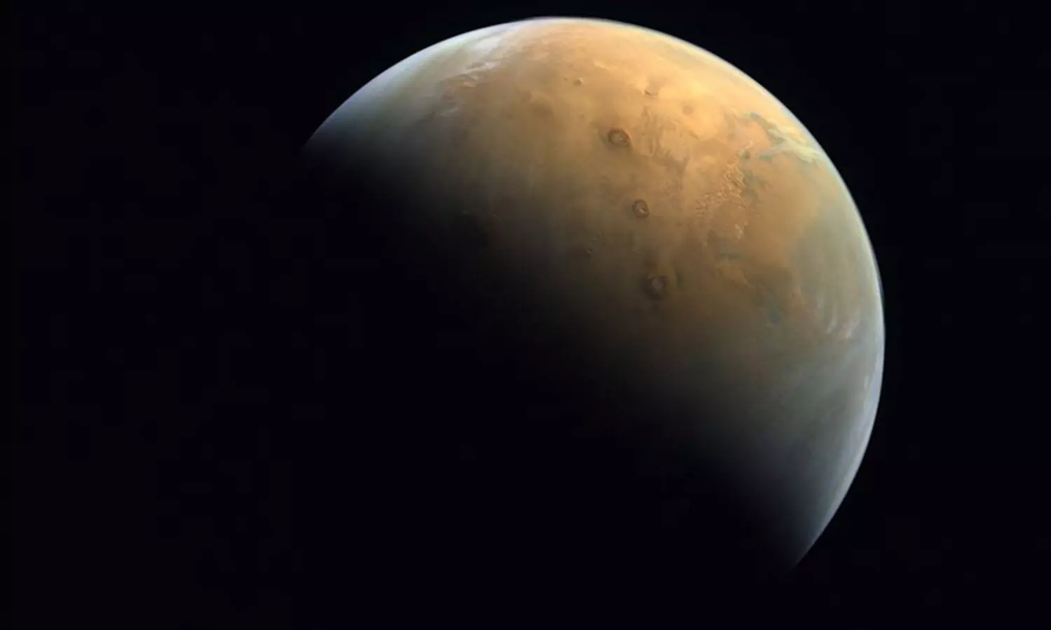 ഹോപ്പിൽനിന്ന്​ ചൊവ്വയുടെ ആദ്യ ചിത്രമെത്തി