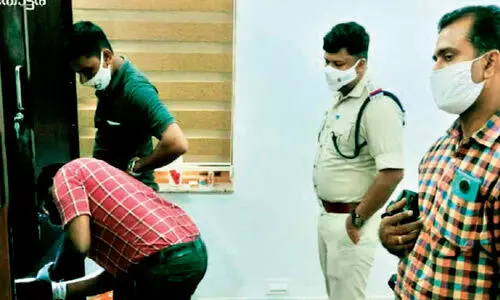 Home burglary, Karimpuzha