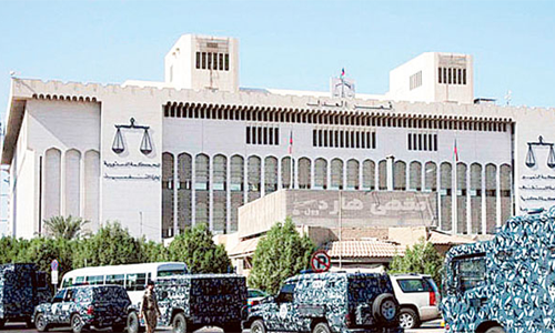 കു​വൈ​ത്തി​ൽ കോ​ട​തി ജോ​ലി​ക​ൾ സ്വ​ദേ​ശി​വ​ത്​​ക​രി​ക്കു​ന്നു