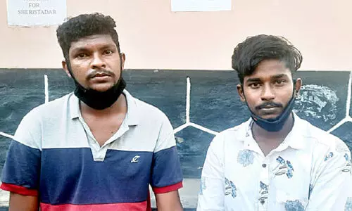 മാരക മയക്കുമരുന്നുമായി രണ്ട് യുവാക്കൾ പിടിയിൽ മാരക മയക്കുമരുന്നുമായി രണ്ട് യുവാക്കൾ പിടിയിൽ