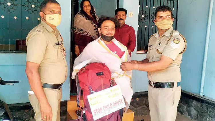 ബാലപീഡനത്തിനെതിരെ കാൽനടയാത്രയുമായി യുവാവ്