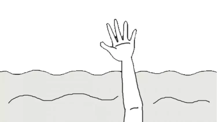 ഹാർബറിൽ കാൽവഴുതിവീണ മത്സ്യത്തൊഴിലാളിയെ കാണാതായി