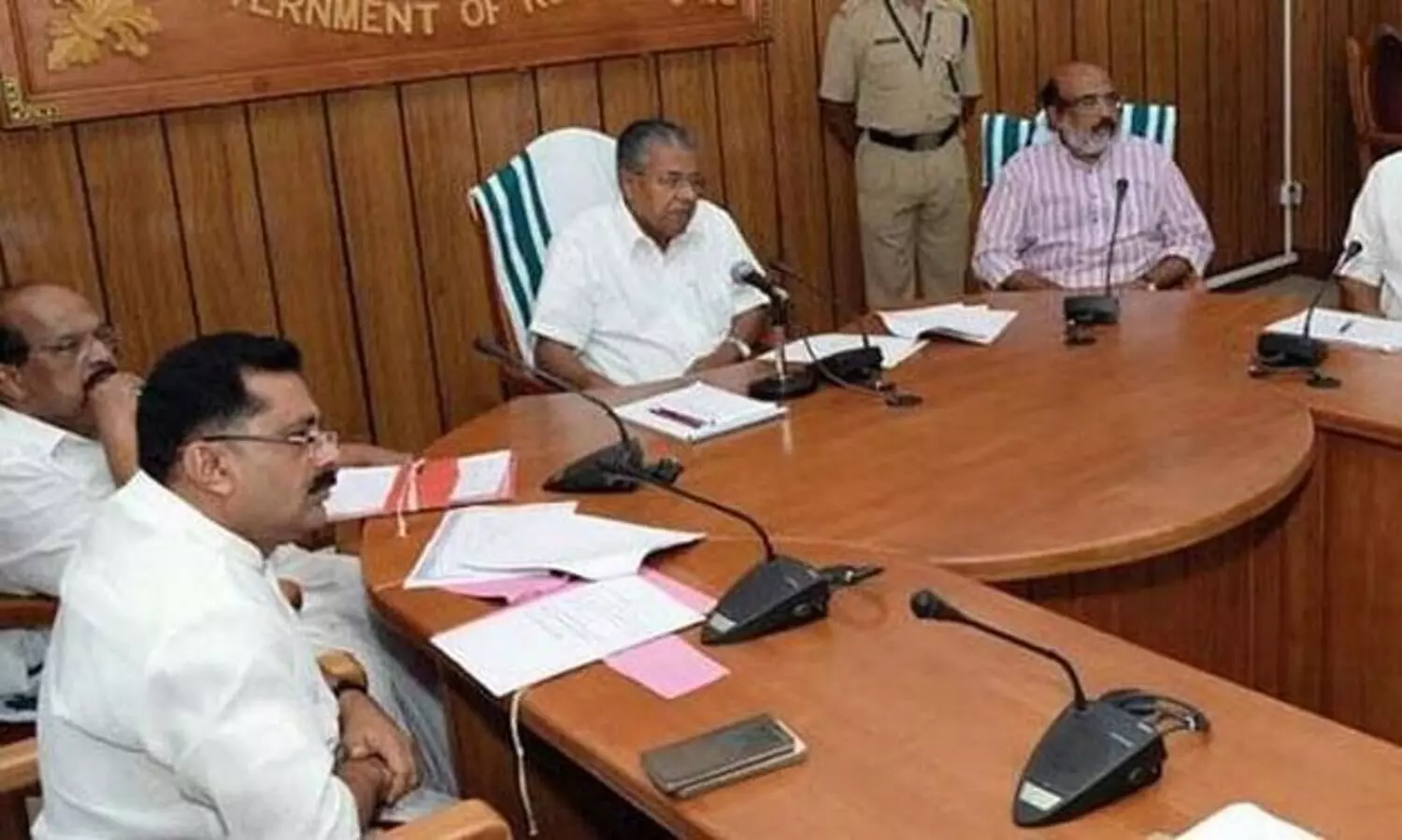 വീണ്ടും സ്ഥിരപ്പെടുത്തൽ: ടൂറിസം വകുപ്പിലെയും നിര്‍മിതി കേന്ദ്രയിലെയും 106 പേര്‍ക്ക് സ്ഥിരം നിയമനം