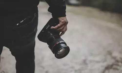 വി​വാ​ഹ ചി​ത്രീ​ക​ര​ണ​ത്തി​നി​ടെ ഫോ​ട്ടോ​ഗ്രാ​ഫർക്ക്​ മർദ്ദനം; ​പ​ല്ലു​ക​ൾ​ക്ക് കേ​ടു​പാ​ട്​