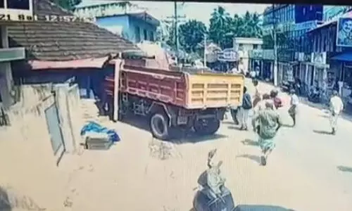 മിനി ലോറി കടയിലേക്ക് ഇടിച്ചുകയറി രണ്ടുപേര്‍ക്ക് പരിക്ക്