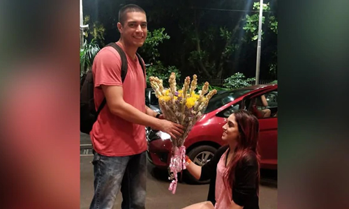 ബോളിവുഡ്​ അരങ്ങേറ്റത്തിനൊരുങ്ങി ആമിർ ഖാ​െൻറ മകൻ; ആശംസകളുമായി സഹോദരി