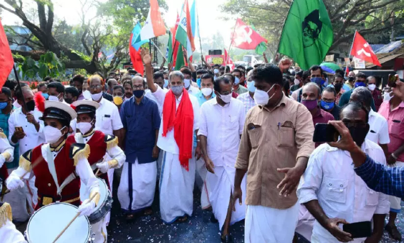 വികസന മുന്നേറ്റ ജാഥയു​െട കാസർകോട്​ ജില്ലയിലെ പര്യടനം സമാപിച്ചു