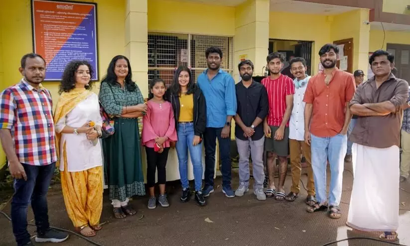 തണ്ണീർമത്തൻ ദിനങ്ങൾക്ക് ശേഷം ഡിനോയ് പൗലോസ് തിരക്കഥയൊരുക്കുന്ന പത്രോസിന്‍റെ പടപ്പുകൾക്ക് തുടക്കം