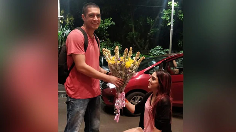 ബോളിവുഡ് അരങ്ങേറ്റത്തിനൊരുങ്ങി ആമിർ ഖാെൻറ മകൻ; ആശംസകളുമായി സഹോദരി ബോളിവുഡ് അരങ്ങേറ്റത്തിനൊരുങ്ങി ആമിർ ഖാെൻറ മകൻ; ആശംസകളുമായി സഹോദരി