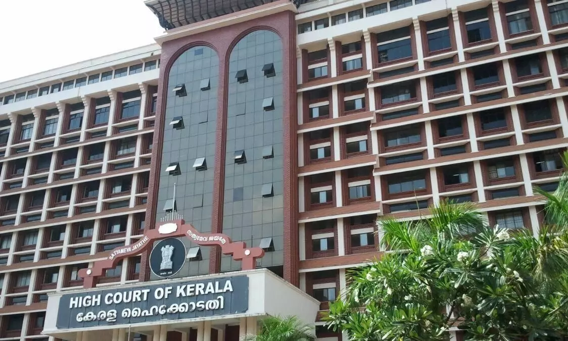 contempt of Court : High Court Notice to the Chief Secretary