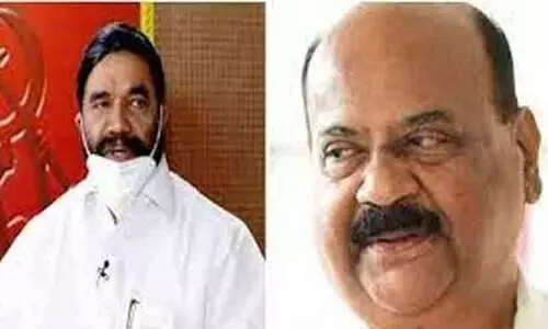 കയത്തില്‍ ചാടിയ താറാവിന്‍കുഞ്ഞ്, അ​വി​ടെ നീ​ർ​നാ​യും നീ​ർ​ക്കോ​ലി​യും ചീ​ങ്ക​ണ്ണി​യു​മെ​ല്ലാ​മു​ണ്ട്; കാപ്പനെ കുത്തി വാസവന്‍