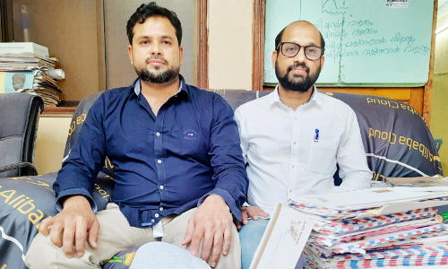 മ​ധു​രി​ക്കും ഓ​ര്‍മ​ക​ളു​ടെ ക​ത്തു​പെ​ട്ടി തു​റ​ന്ന് സ​ഹ​മു​റി​യ​ന്മാ​ര്‍