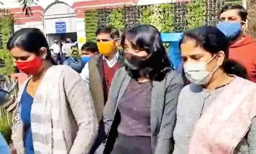 Disha asked Thunberg to delete tweet on toolkit fearing action