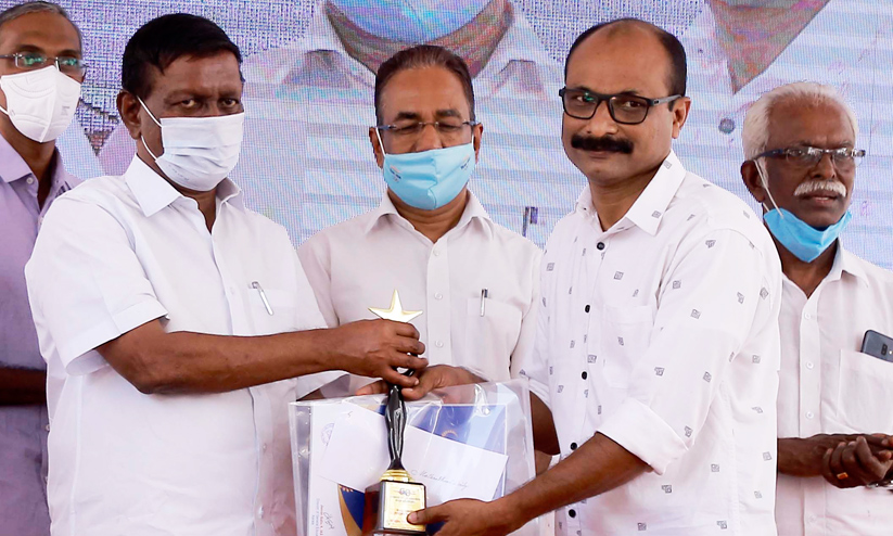 madhyamam online media award madhyamam online media award