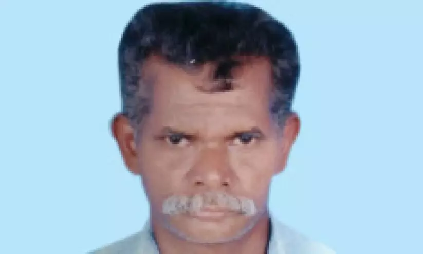 മധ്യവയസ്കനെ റോഡില് മരിച്ചനിലയില് കണ്ടെത്തി മധ്യവയസ്കനെ റോഡില് മരിച്ചനിലയില് കണ്ടെത്തി