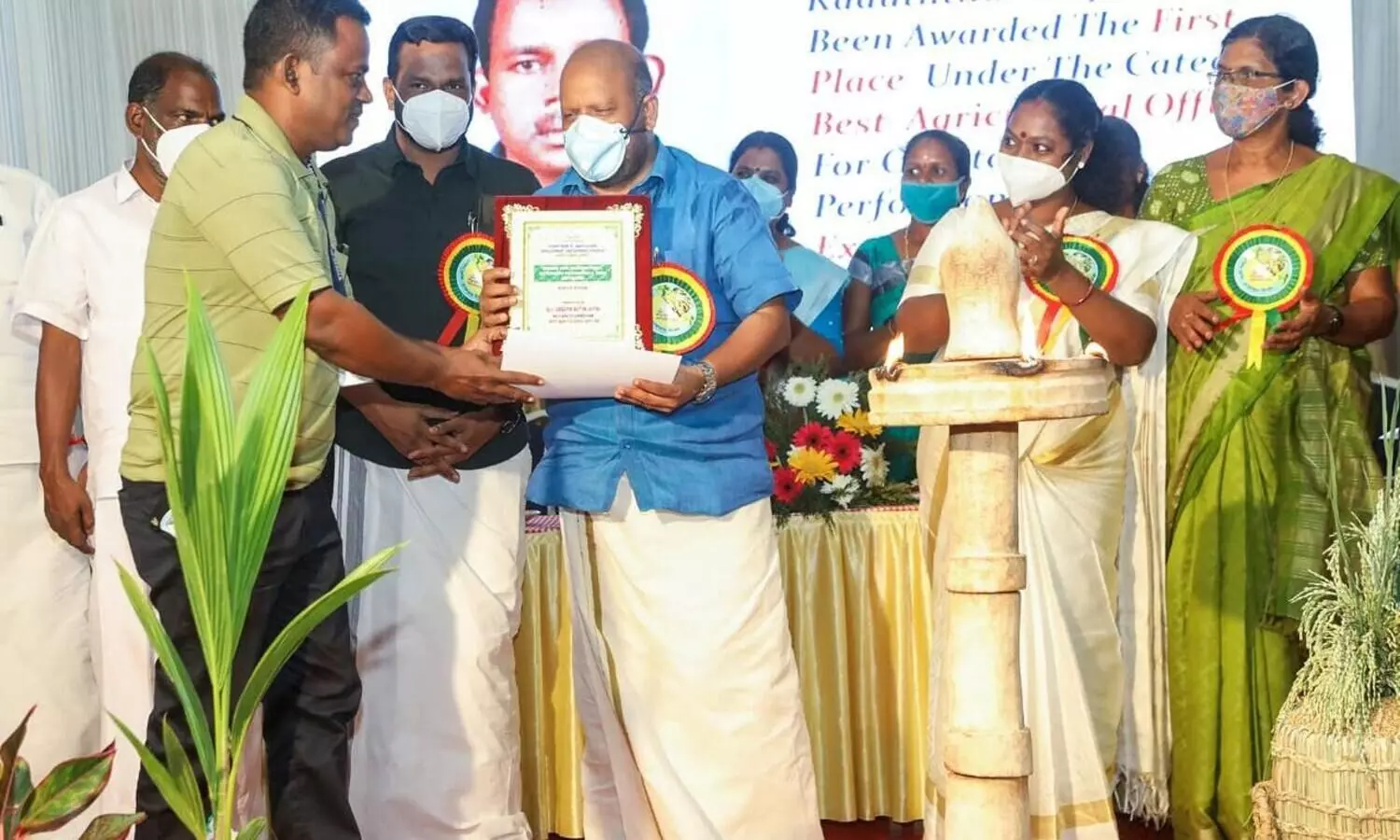 കല്ലറയുടെ പ്രിയപ്പെട്ട കൃഷി ഓഫീസര്‍ക്ക് പുരസ്കാരത്തിന്‍റെ ഇരട്ടിമധുരം