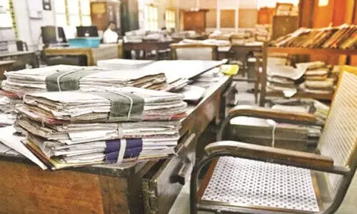 നിർമിതി കേന്ദ്രത്തിലെ സ്ഥിരപ്പെടുത്തൽ ധന-നിയമ വകുപ്പുകളെ മറികടന്ന്​