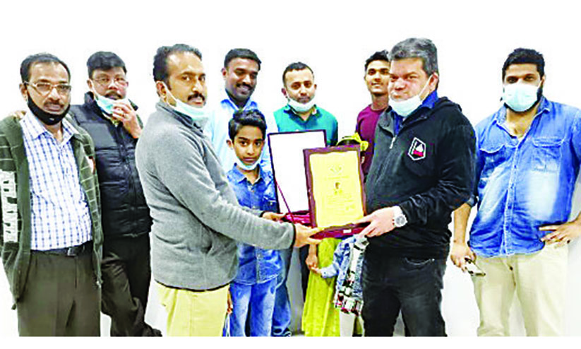 ജെലീഷ് കണക്കച്ചേരിക്കും മുരളീധരൻ പുന്നോത്തിനും യാത്രയയപ്പ് ജെലീഷ് കണക്കച്ചേരിക്കും മുരളീധരൻ പുന്നോത്തിനും യാത്രയയപ്പ്