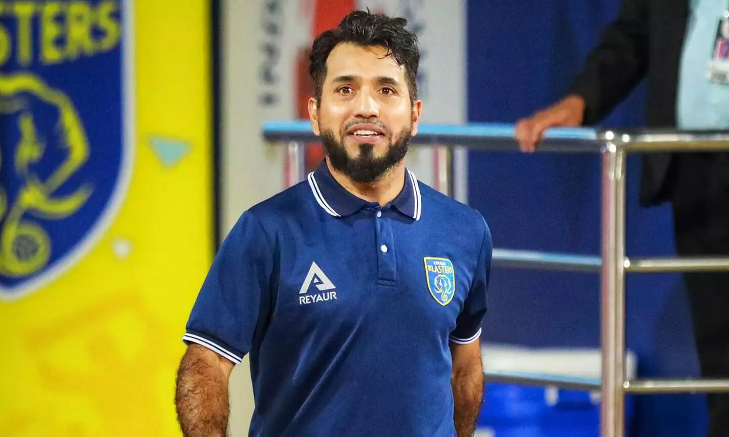 ഇഷ്​ഫാഖ്​ അഹമ്മദ്​ കേരള ബ്ലാസ്​റ്റേഴ്​സിന്‍റെ ഹെഡ്​ കോച്ച്​