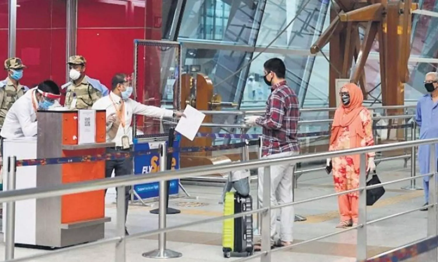 കൊറോണ വൈറസ് വകഭേദം; യാത്രക്കാർക്ക് പുതിയ മാർഗനിർദേശങ്ങൾ