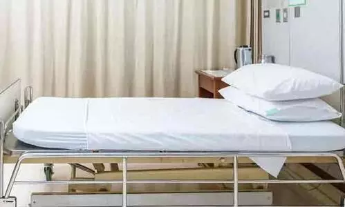 ഗു​രു​ത​രാ​വ​സ്ഥ​യി​ലു​ള്ള പി​ഞ്ചു​കു​ട്ടി​ക്ക് ജി​ല്ല ആ​ശു​പ​ത്രി​യി​ല്‍ ചി​കി​ത്സ നി​ഷേ​ധി​ച്ചെ​ന്ന്