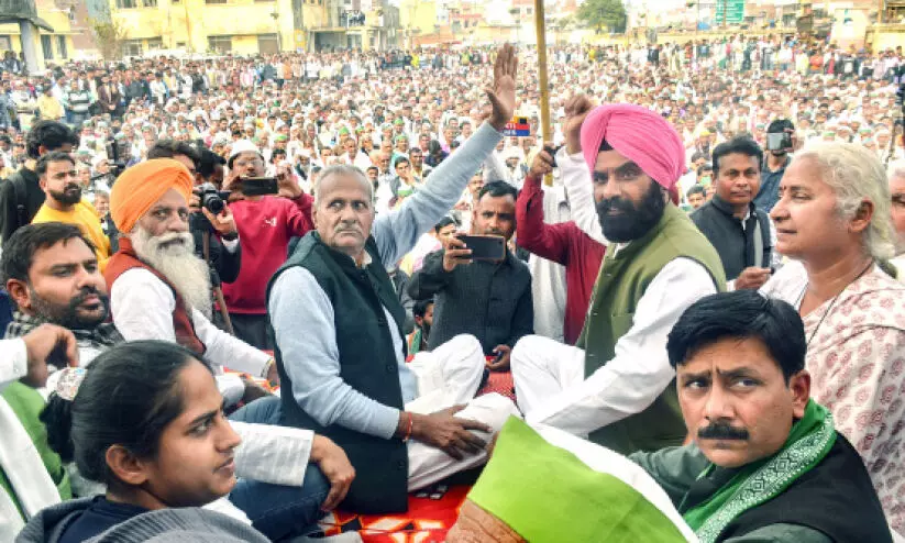 വ്യാജ വാർത്തകൾ പ്രതിരോധിക്കാൻ കർഷകർ