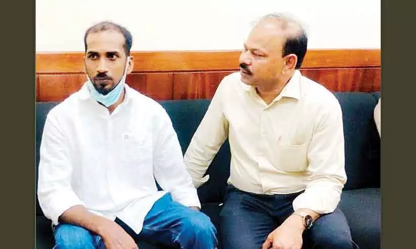 മ​ര​ണ​ത്തി​ൽ​നി​ന്ന് ജീ​വി​ത​ത്തി​ലേ​ക്ക്​ മ​ട​ങ്ങി​യ മോ​ഹ​ൻ​ദാ​സ് നാ​ട​ണ​ഞ്ഞു