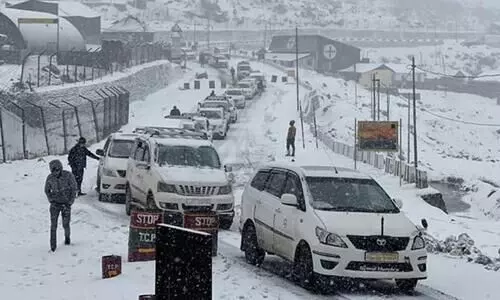 Army Rescues Tourists Stuck Due To Snowfall Near China Border In Sikkim